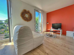 Studio refait à neuf avec parking